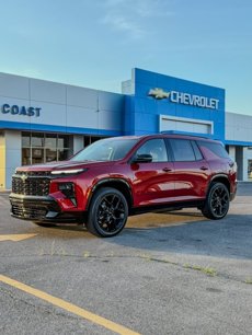 New 2025 Chevrolet Traverse RS w/ LPO, Floor Liner Package