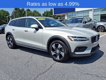 Certified 2022 Volvo V60 T5 Cross Country
