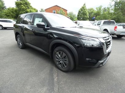 New 2025 Nissan Pathfinder S