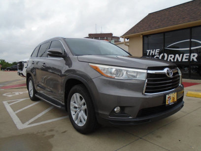 Used 2016 Toyota Highlander XLE