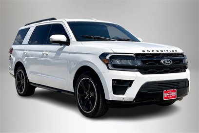 Used 2023 Ford Expedition Limited