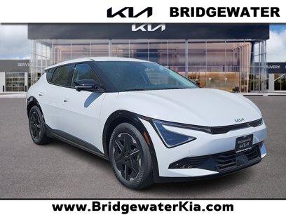 New 2025 Kia EV6 Wind