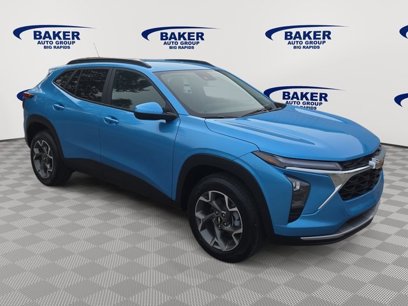 New 2025 Chevrolet Trax LT w/ Driver Confidence Package