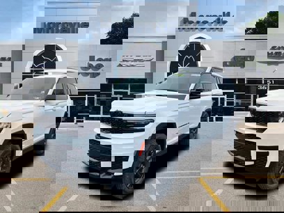 New 2025 Jeep Grand Cherokee L Altitude