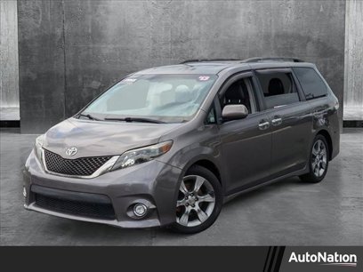 Used 2013 Toyota Sienna SE