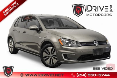 Used 2016 Volkswagen e-Golf SE w/ DC Fast Charging Package