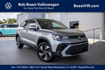 New 2025 Volkswagen Taos SE
