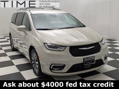 Used 2021 Chrysler Pacifica Touring-L