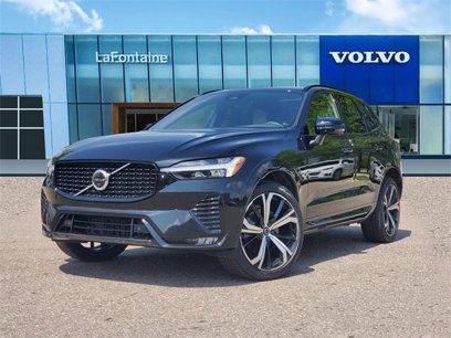 Certified 2022 Volvo XC60 B6 R-Design w/ Advanced Package