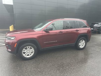 Used 2023 Jeep Grand Cherokee Laredo