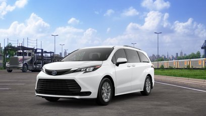 New 2025 Toyota Sienna LE
