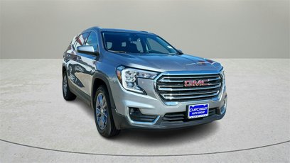 Used 2024 GMC Terrain SLT