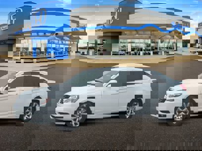 Used 2013 Chrysler 200 Touring w/ S Exterior Appearance Pkg