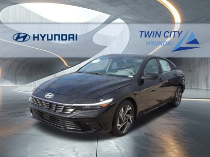 New 2025 Hyundai Elantra SEL