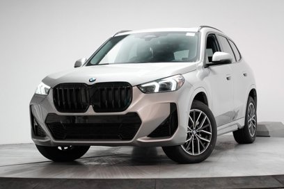 New 2025 BMW X1 xDrive28i w/ M Sport Package