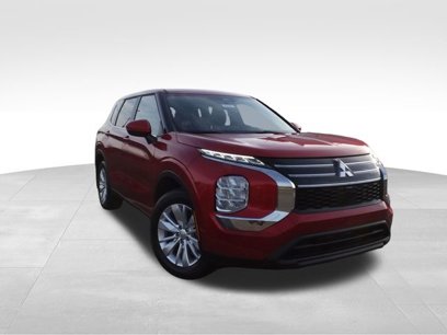 New 2025 Mitsubishi Outlander ES
