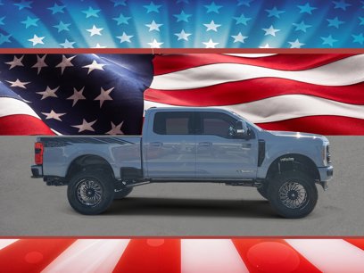 New 2025 Ford F250 Platinum w/ FX4 Off-Road Package