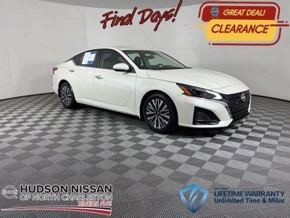 Used 2023 Nissan Altima 2.5 SV w/ SV Premium Package