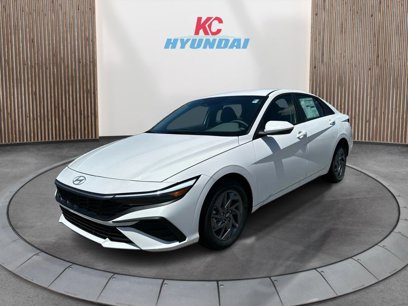 New 2025 Hyundai Elantra Blue