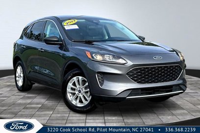 Certified 2022 Ford Escape SE