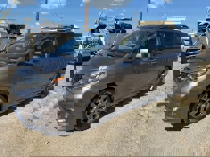 Used 2017 Toyota Sienna SE Premium