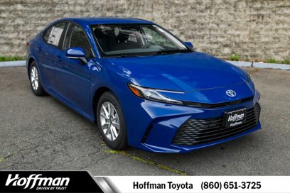 New 2025 Toyota Camry LE w/ Convenience Package