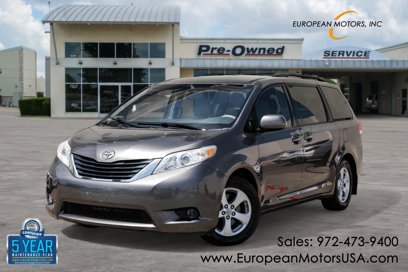 Used 2012 Toyota Sienna LE