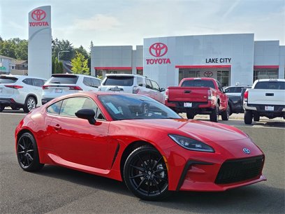 New 2025 Toyota GR86 Premium