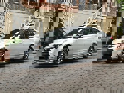 New 2024 Toyota Corolla LE
