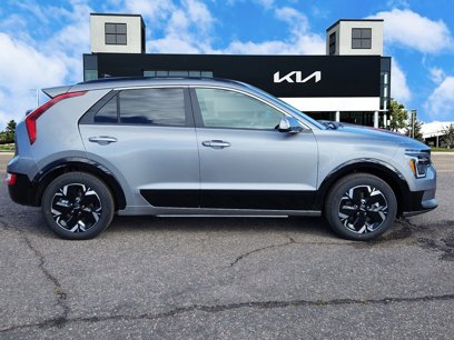 New 2025 Kia Niro Wind