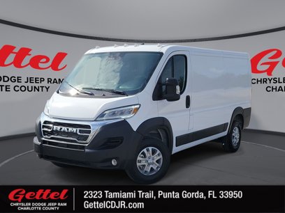 New 2025 RAM ProMaster 2500 w/ Quick Order Package 22G SLT