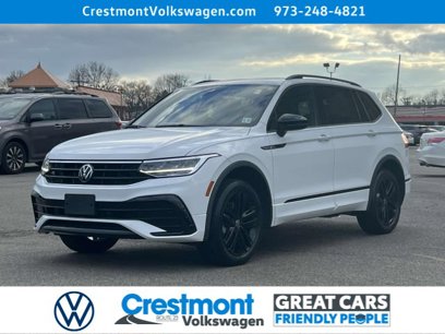 Certified 2022 Volkswagen Tiguan SE R-Line