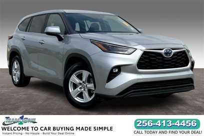 Certified 2023 Toyota Highlander LE