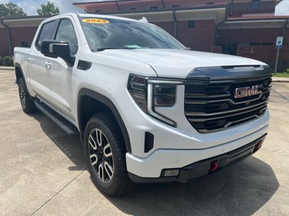 Used 2022 GMC Sierra 1500 AT4 w/ AT4 Premium Package