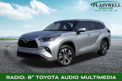 Used 2023 Toyota Highlander XLE