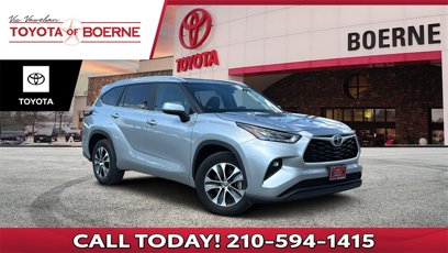 Used 2024 Toyota Highlander XLE