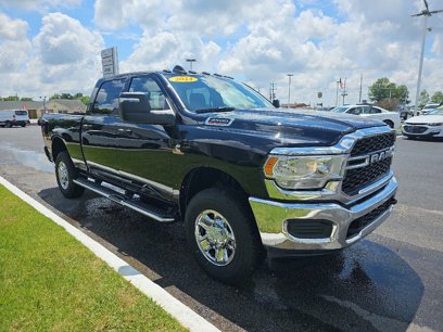New 2024 RAM 2500 Tradesman w/ Chrome Appearance Group