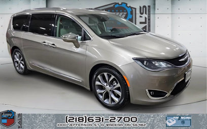 Used 2018 Chrysler Pacifica Limited w/ Advanced Safetytec Group