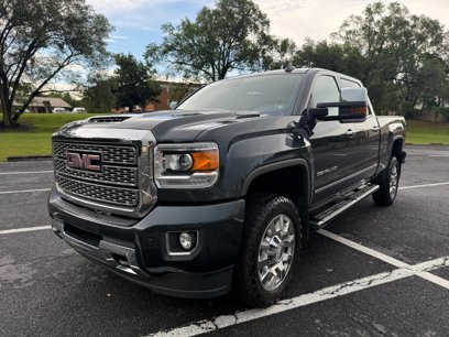 Used 2018 GMC Sierra 2500 Denali w/ Duramax Plus Package