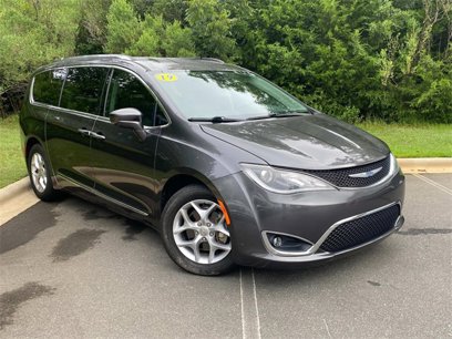 Used 2019 Chrysler Pacifica Touring-L Plus w/ Tire & Wheel Group