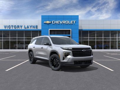New 2025 Chevrolet Traverse LT