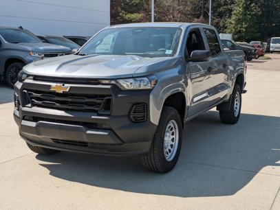 New 2025 Chevrolet Colorado W/T w/ WT Convenience Package II