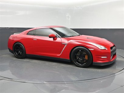Used 2016 Nissan GT-R Premium