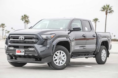 New 2025 Toyota Tacoma SR5