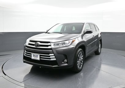 Used 2019 Toyota Highlander XLE