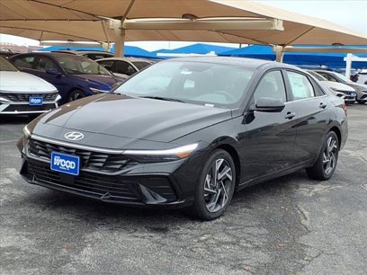 New 2025 Hyundai Elantra SEL
