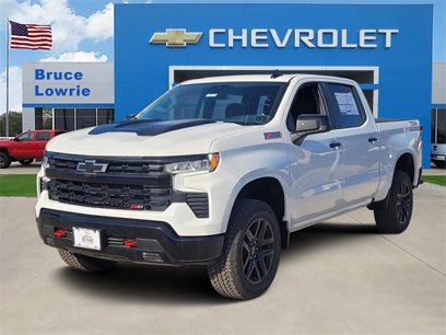New 2025 Chevrolet Silverado 1500 LT Trail Boss w/ Convenience Package II