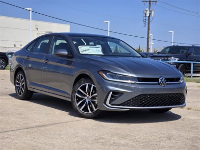 New 2025 Volkswagen Jetta SE