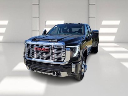 New 2025 GMC Sierra 3500 Denali w/ Denali Reserve Package