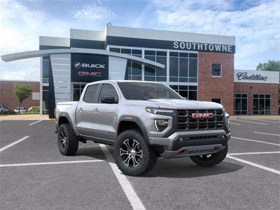 New 2025 GMC Canyon AT4 w/ AT4 Premium Package